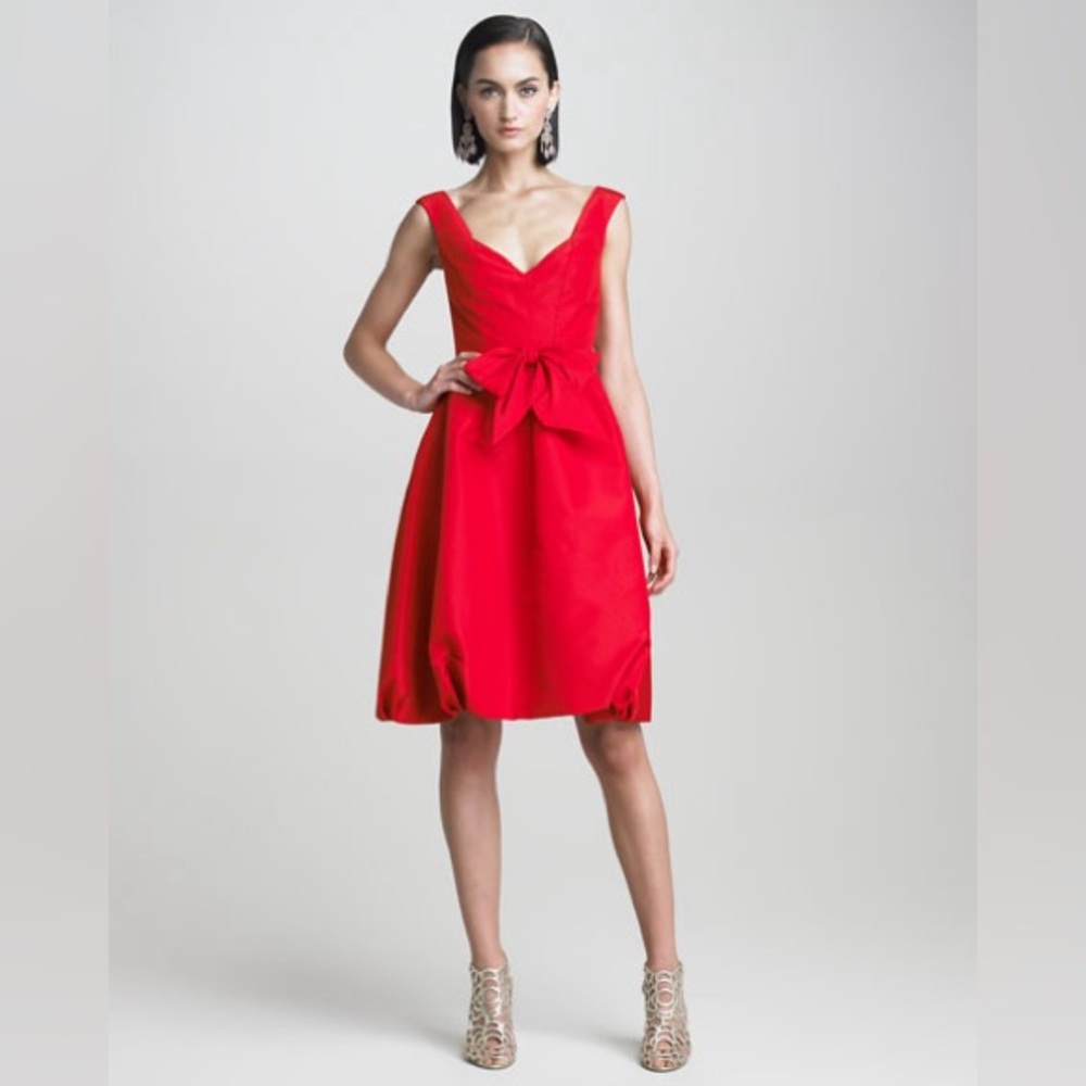 Oscar de la Renta 100% Silk faille red balloon skirt Cocktail dress Size 8 $2790